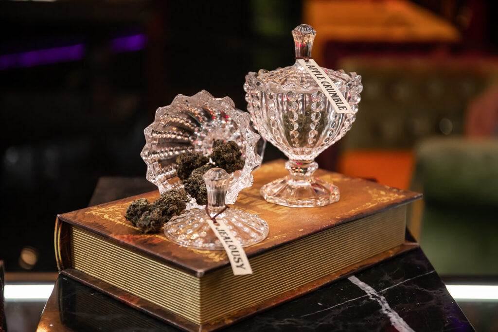 New strains drop wonderland bangkok